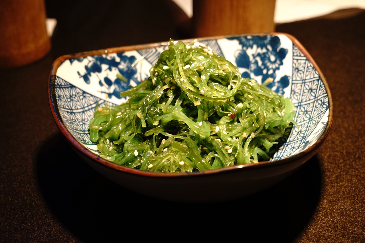 最新創(chuàng)意涼菜盤飾圖片，引領(lǐng)美食藝術(shù)新潮的靈感之源