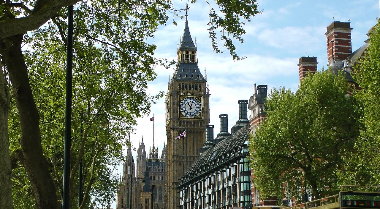 英國(guó)簽證最新動(dòng)態(tài)，更新內(nèi)容及其影響分析
